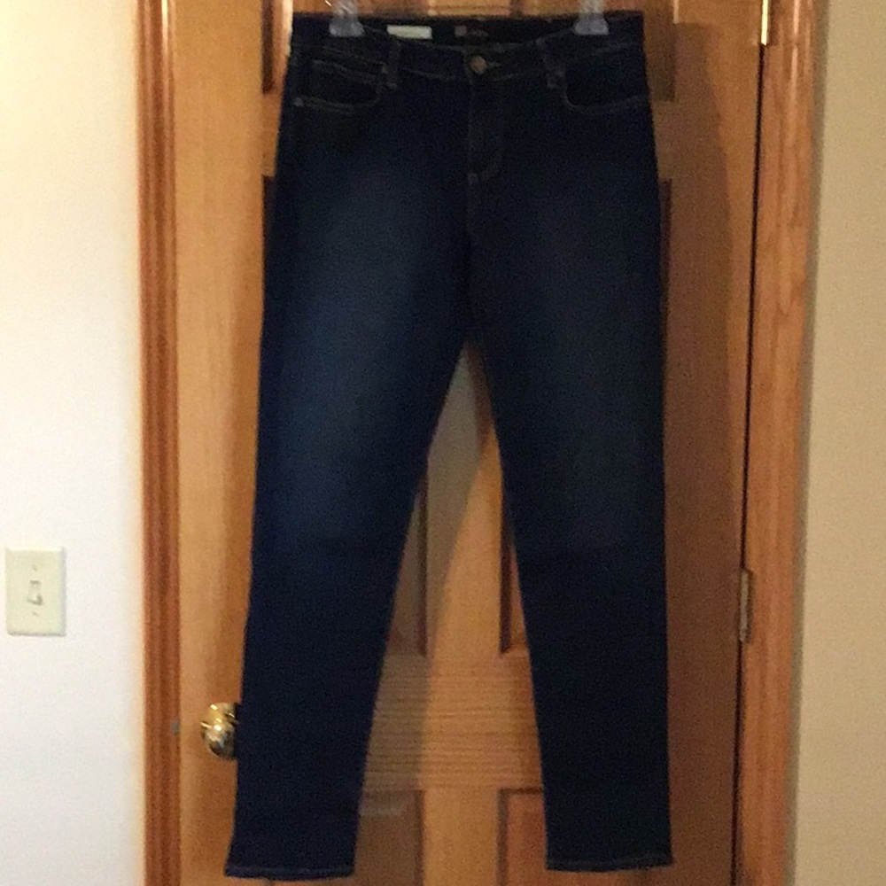 Kut from the Kloth Diana Kurvy Skinny Jenas in Size 12
